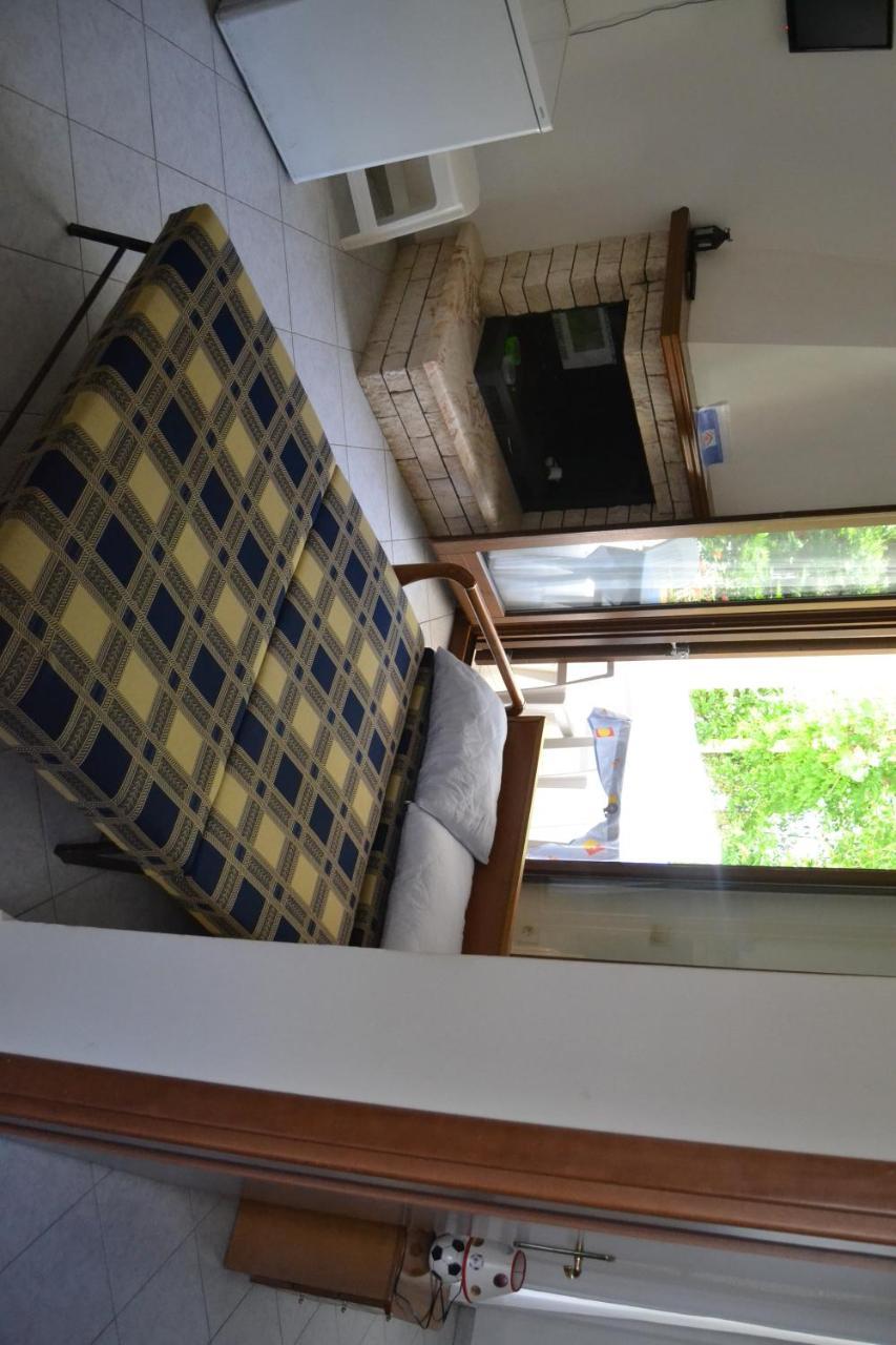 House Anna Apartment Nikiti  Exterior photo